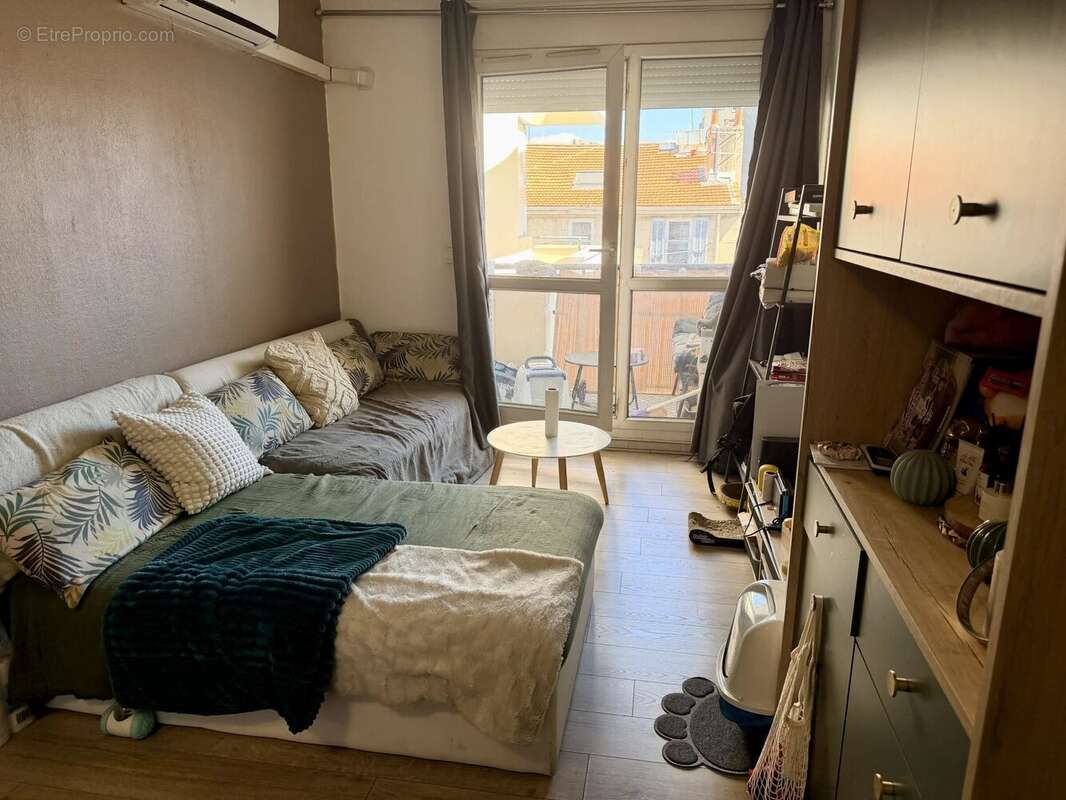 Appartement à MARSEILLE-5E