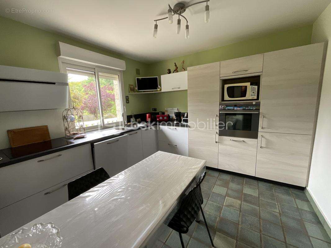 Maison à SAINT-HELEN