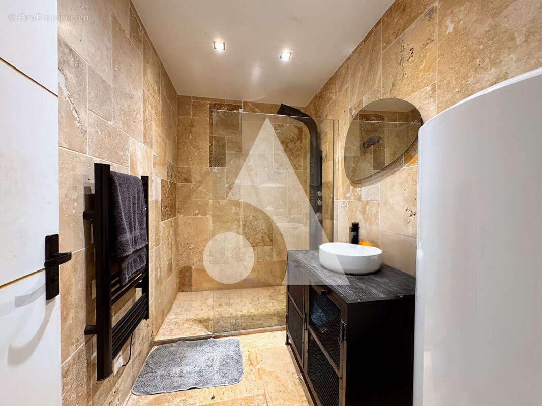 Appartement à MILLERY