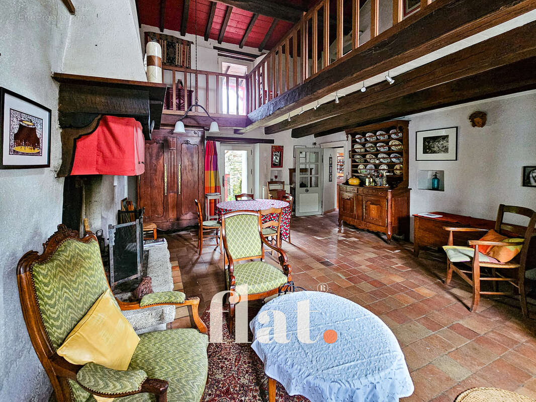 Maison à PONT-SAINT-MARTIN