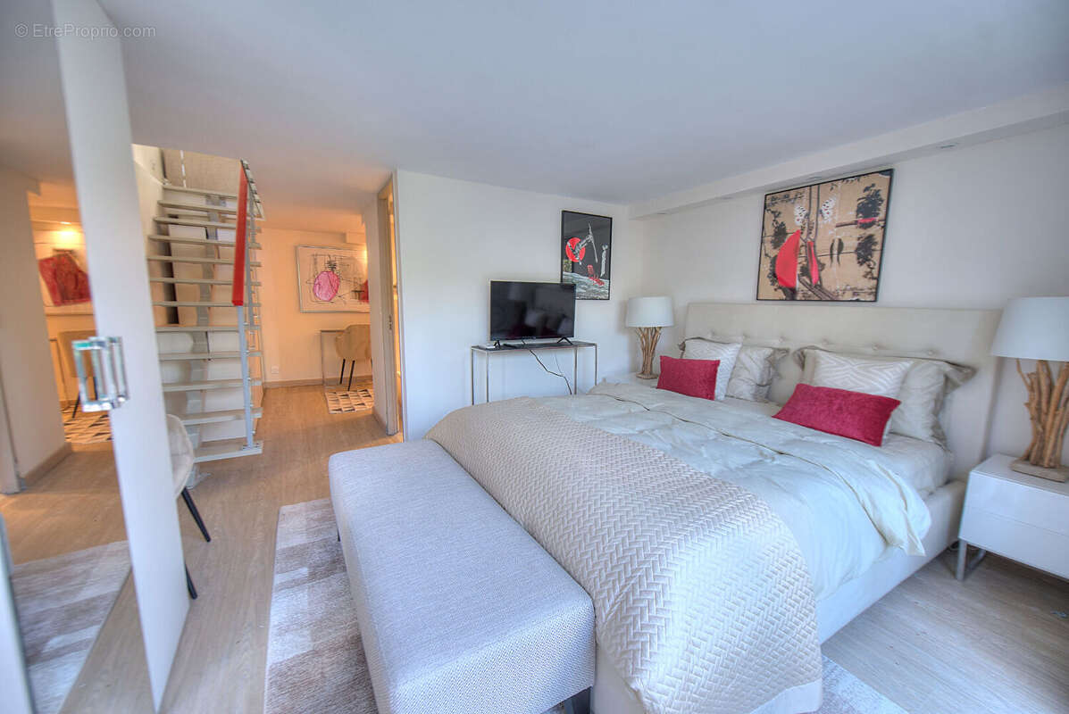 Maison à SAINT-RAPHAEL