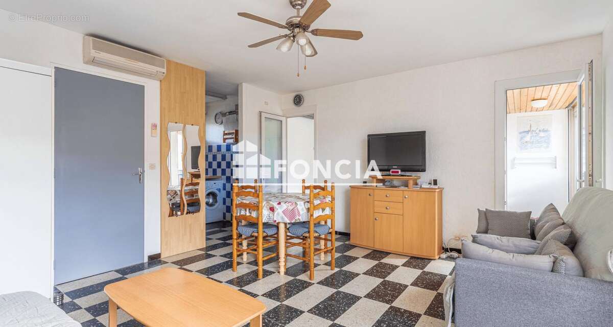Appartement à BORMES-LES-MIMOSAS