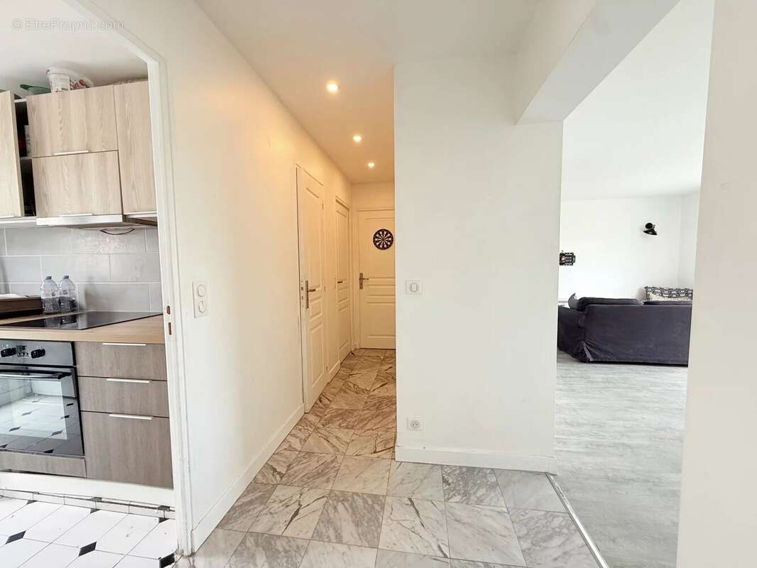 Appartement à AUBERVILLIERS
