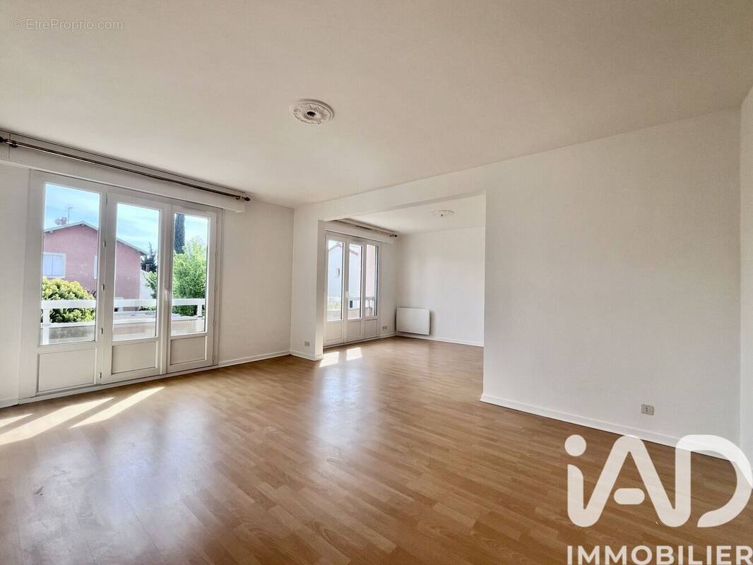 Photo 1 - Appartement à TOURNON-SUR-RHONE