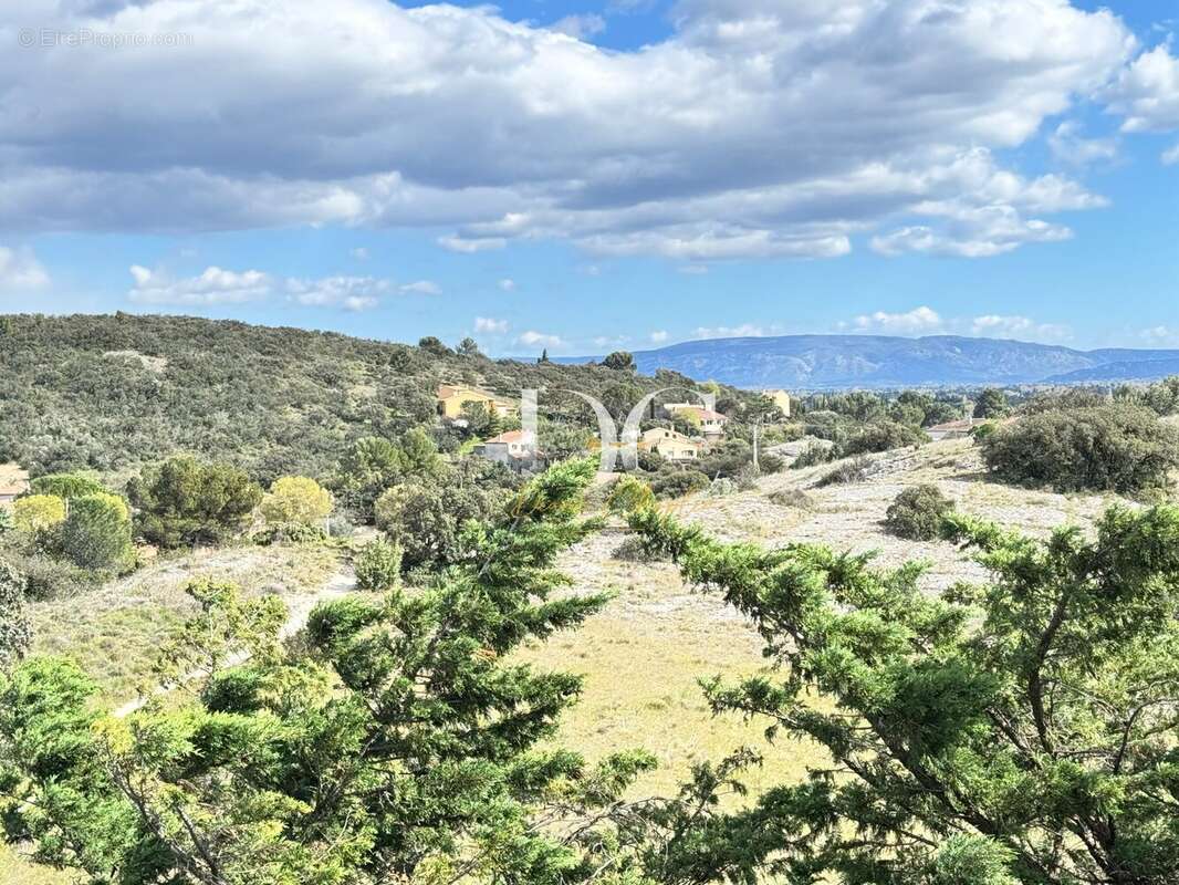 Maison à CAUMONT-SUR-DURANCE