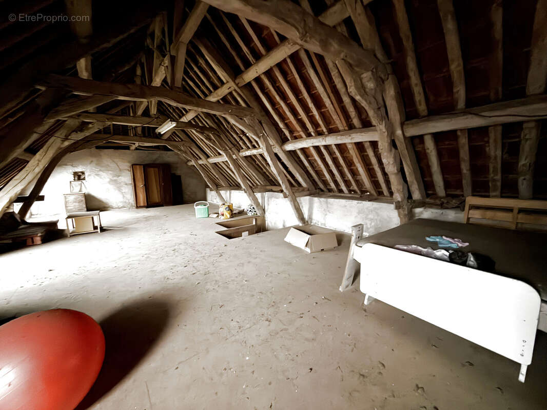 Maison à LONGUEVILLE-SUR-AUBE