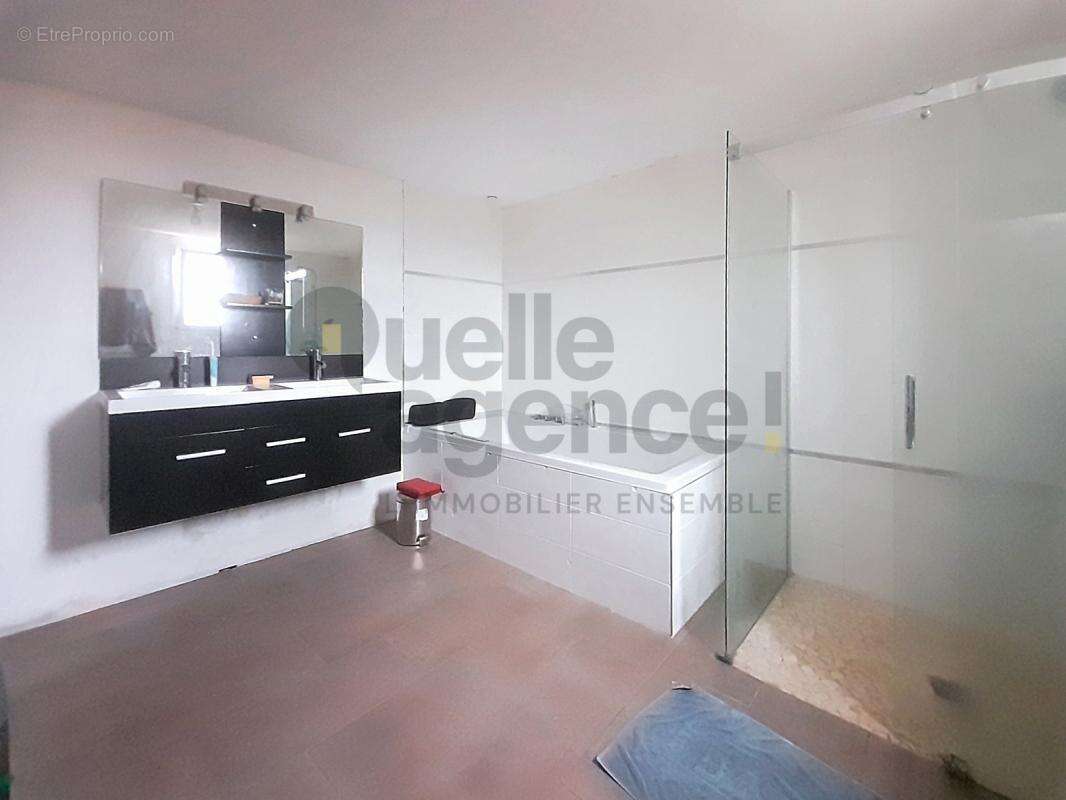 Maison à PLOUDALMEZEAU