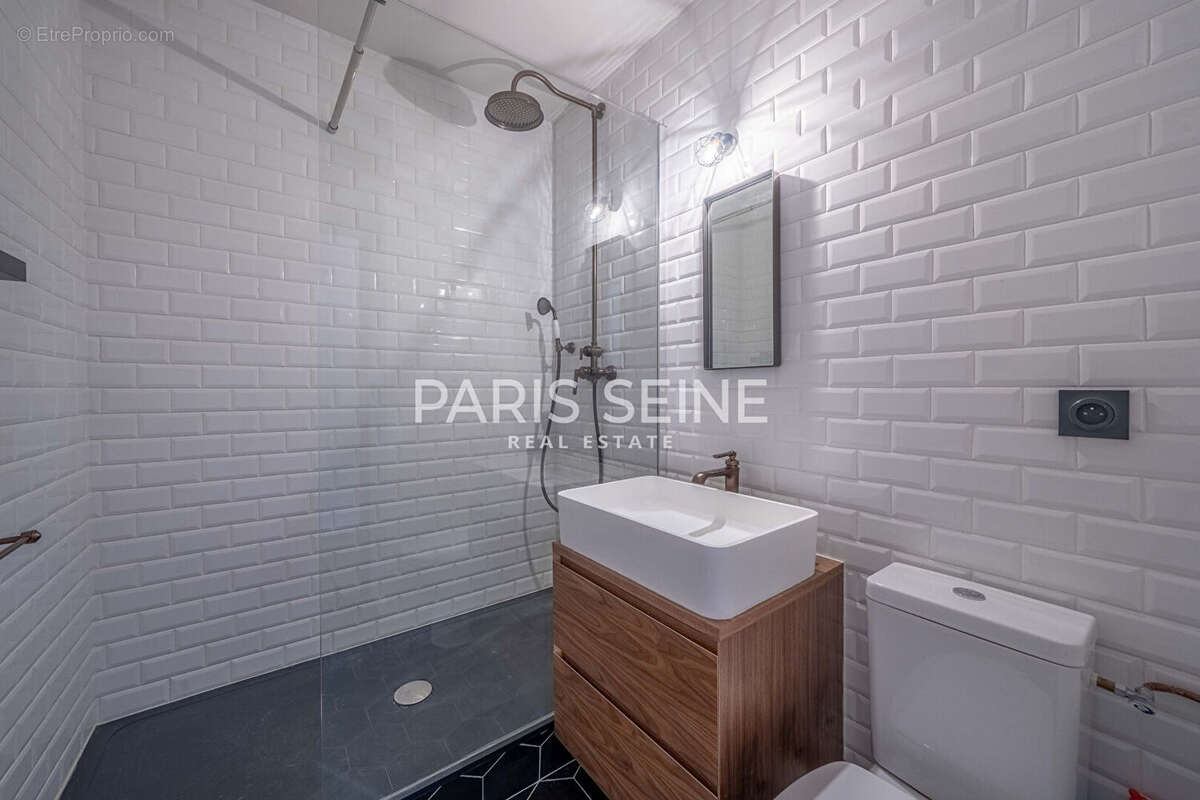 Appartement à PARIS-15E