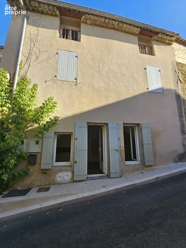 Immeuble en monoproprite de 2 logements et 2 garages - photo 1