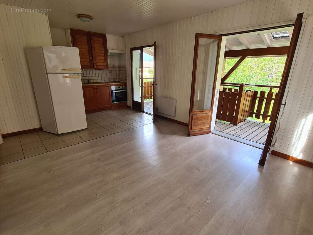 Maison à NOTRE-DAME-DES-MILLIERES