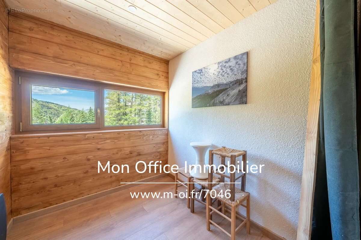 Référence : 7046-SCN - Appartement 2 pièces 25,50 m2 secteur Point Show - photo 3