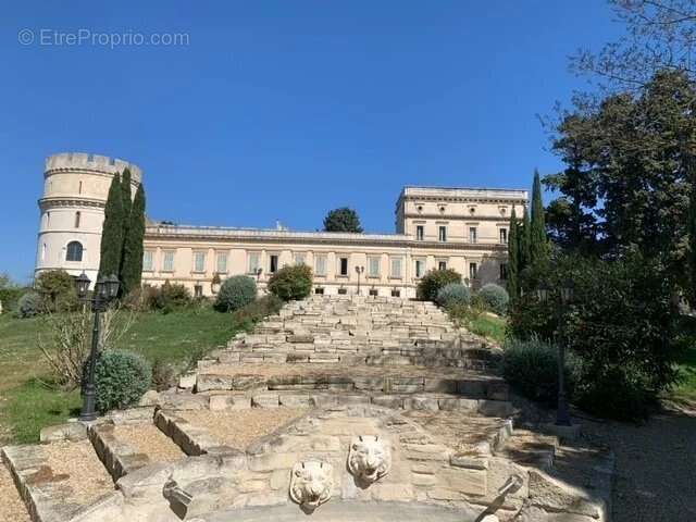 Maison à FONTVIEILLE