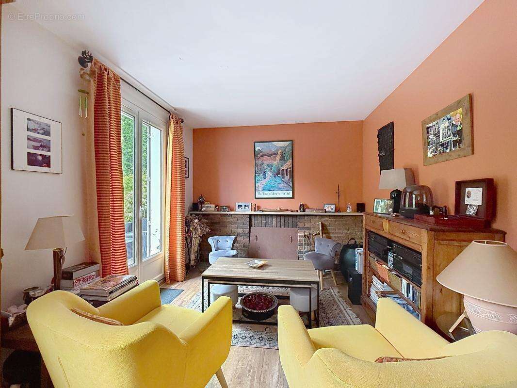 Maison à CHEVREUSE