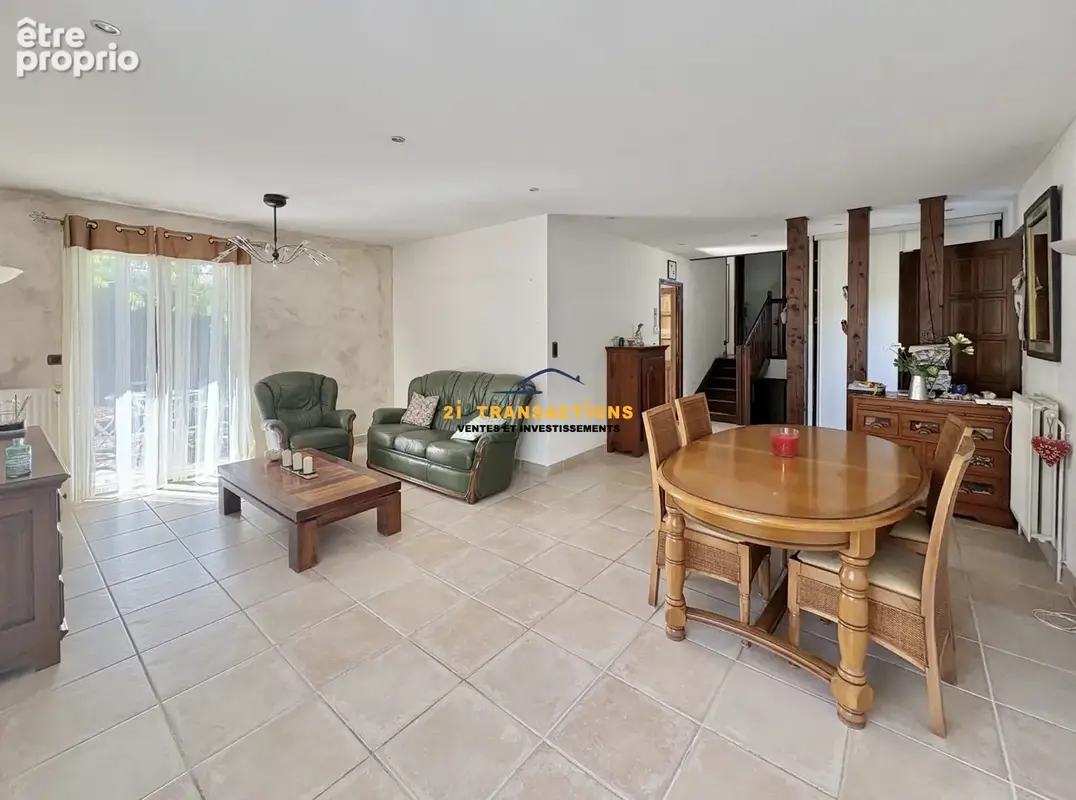 Maison 4 pièces 86 m² à vendre à Saint-Priest-En-Jarez (42270) - photo 4