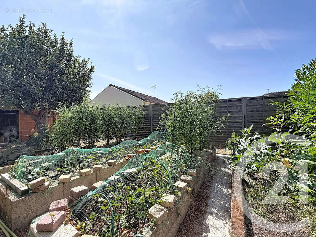 Maison 164 m² à La Ferte-Saint-Aubin  - photo 14