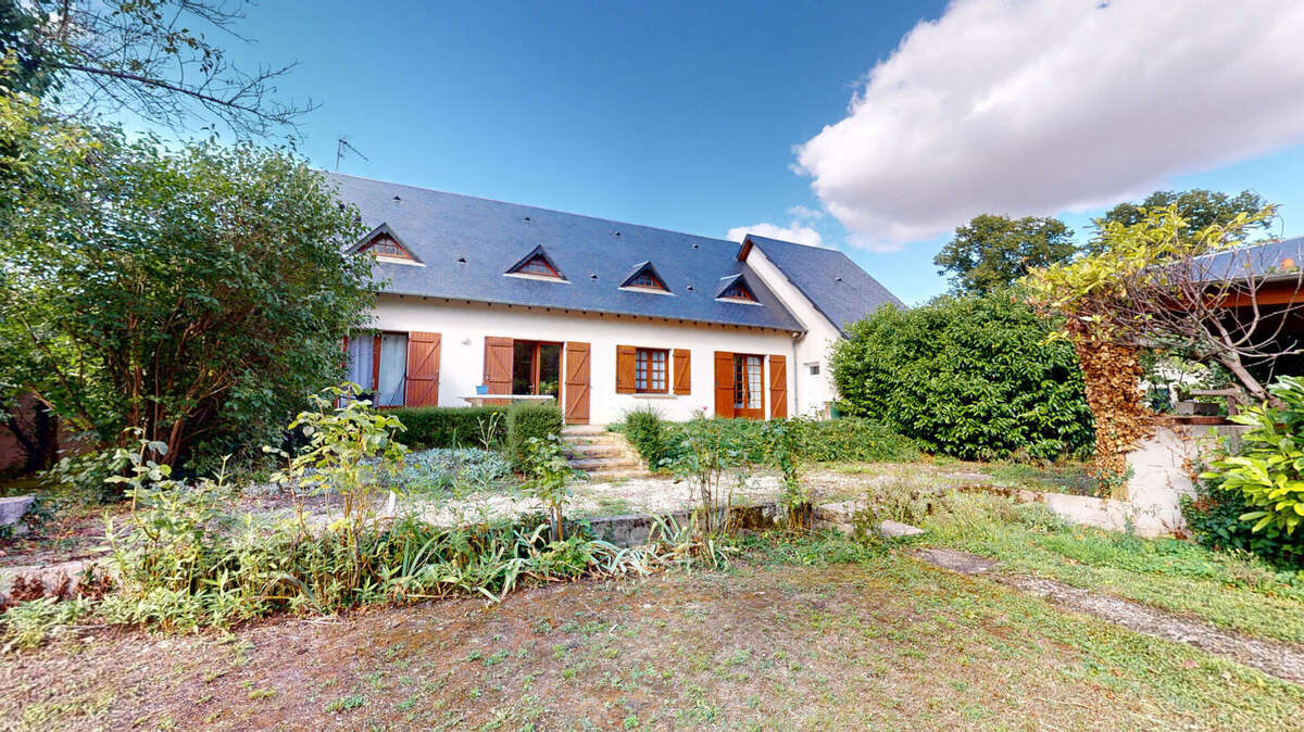 Maison à SAINT-GERMAIN-DU-PUY