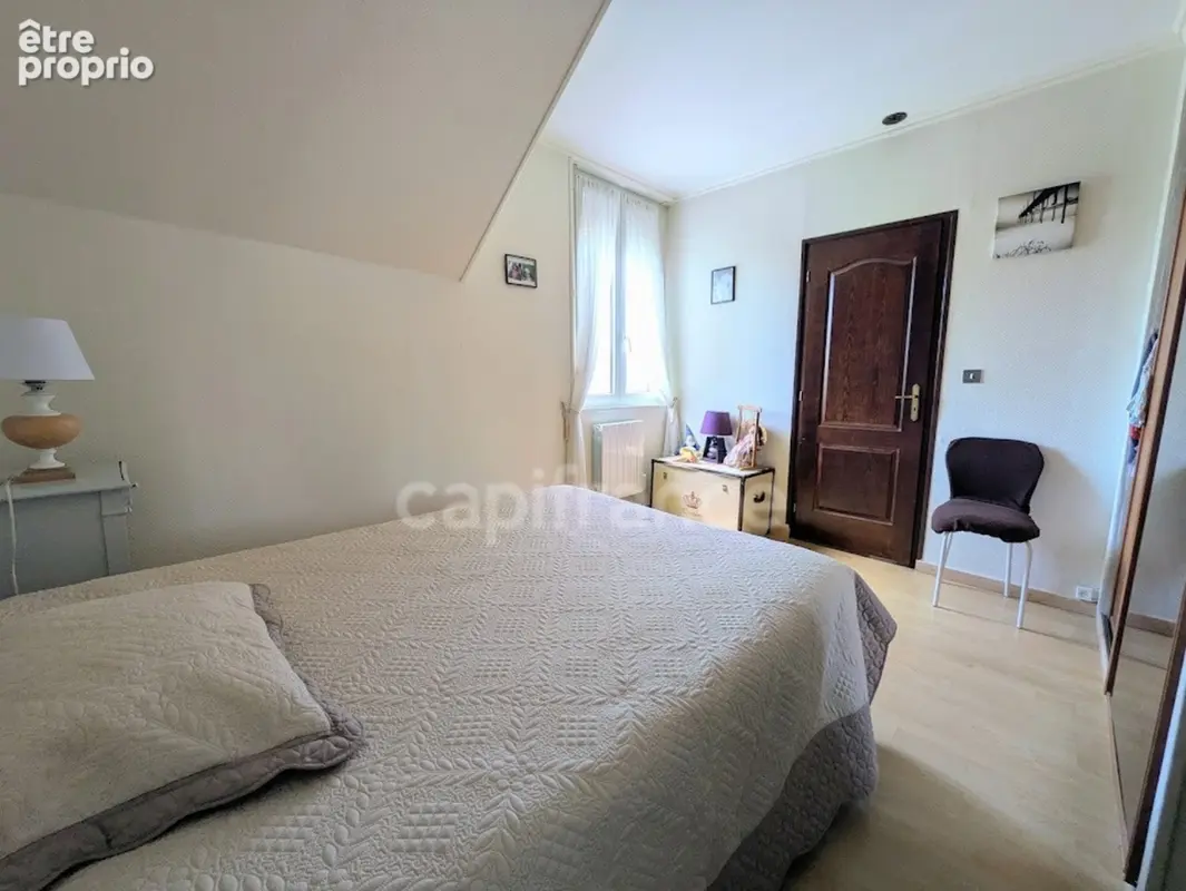 Exclusivité : Maison bourgeoise en briques de 81 m², jardin clos et dépendance – Terrain de 698 m², à BEAUCAMPS LE VIEUX - photo 5