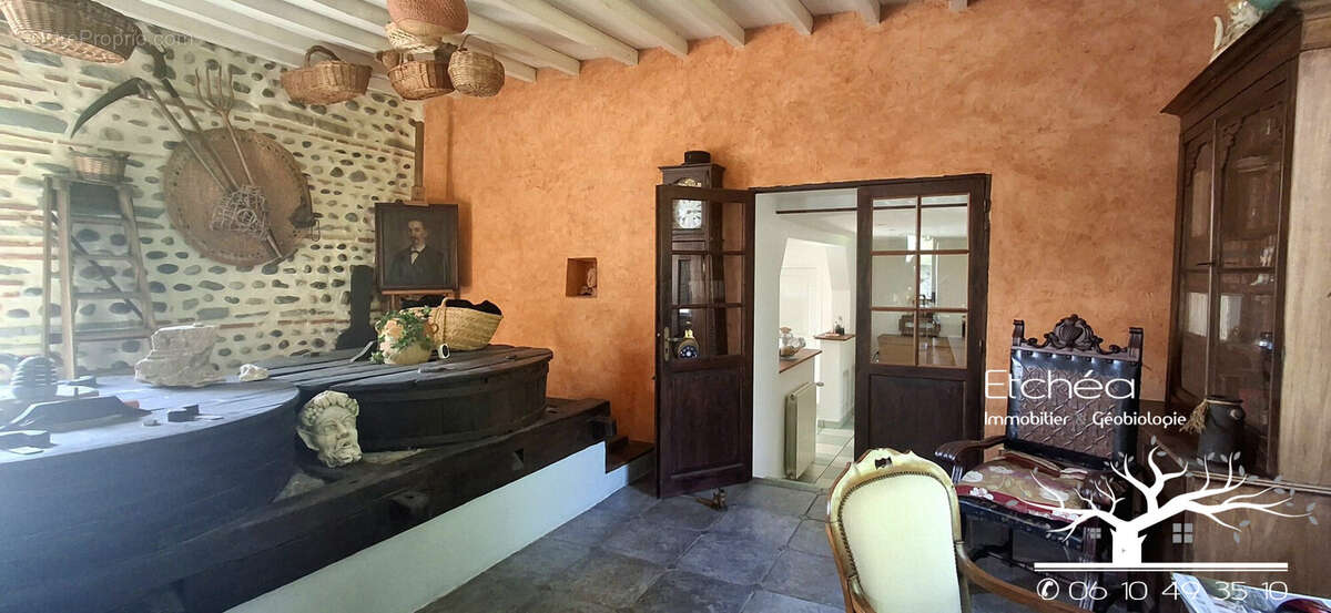 Maison à ARTIGUELOUVE