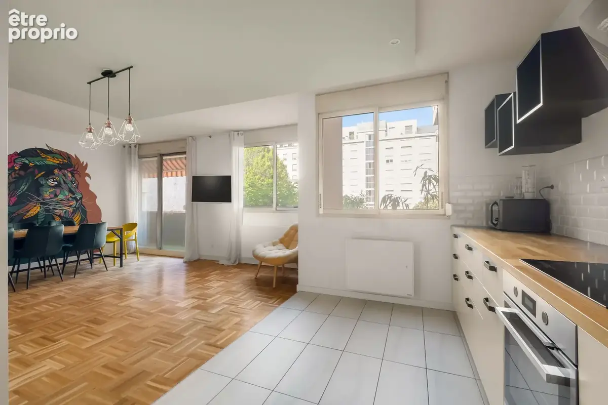 T3 de 72 m2 avec balcon, calme, possibilité parking - photo 2