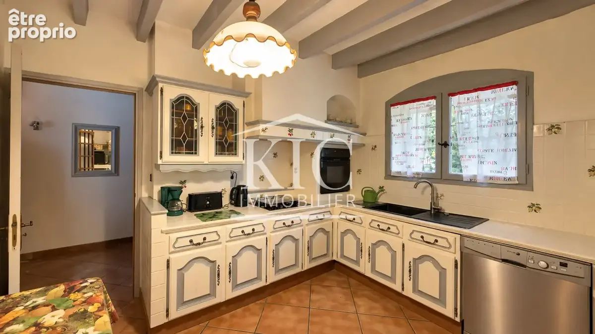 PROCHE CARCASSONNE - Maison 215 m2 6 chambres - Jardin, piscine, garage - photo 8