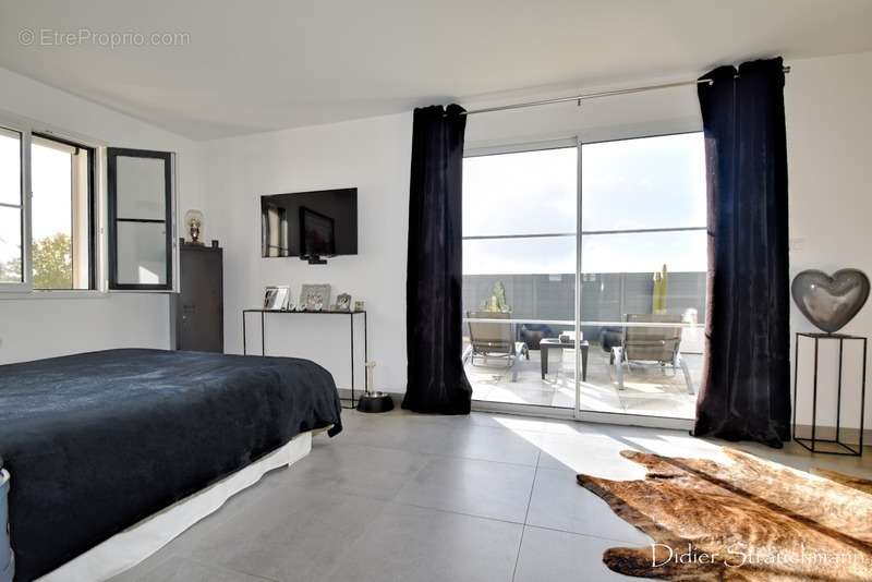 Maison à AIGREFEUILLE-D'AUNIS