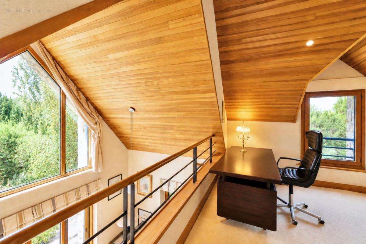 Maison d'architecte - 197 m² - golf de baden - photo 19