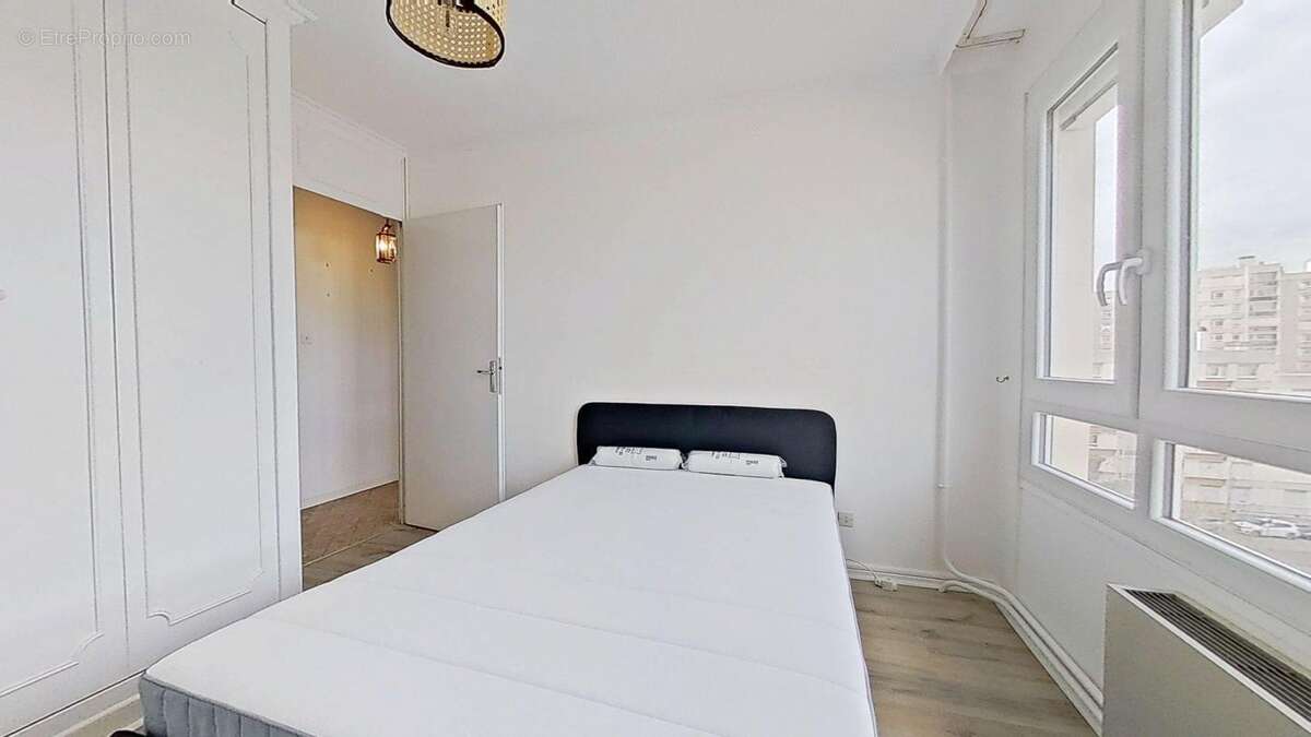 Appartement à OULLINS
