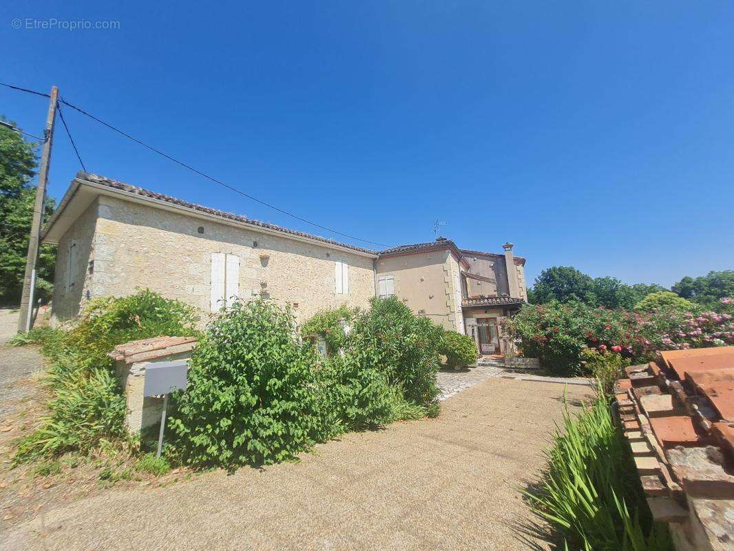 Appartement à LECTOURE