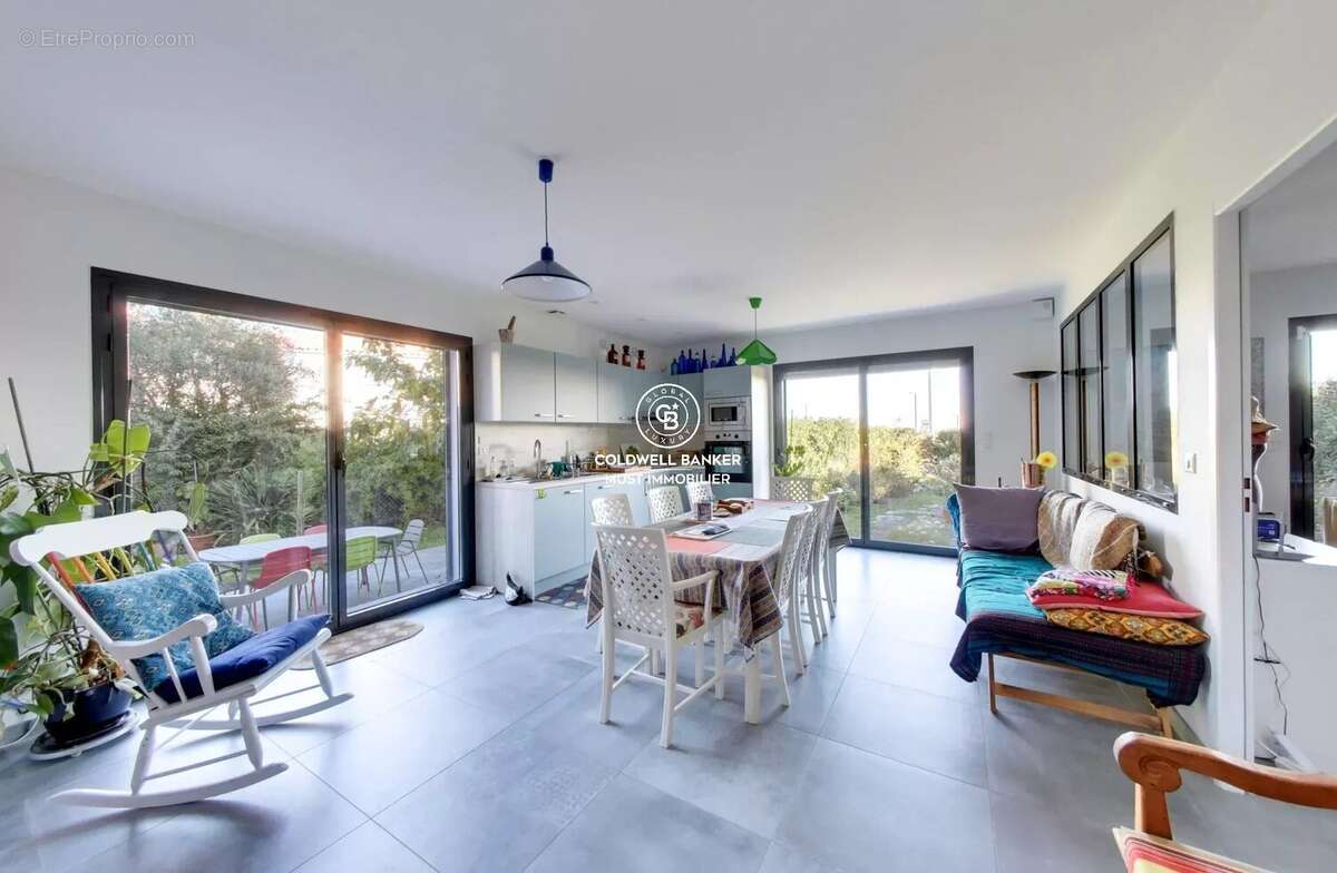 Maison à SAINT-CYPRIEN