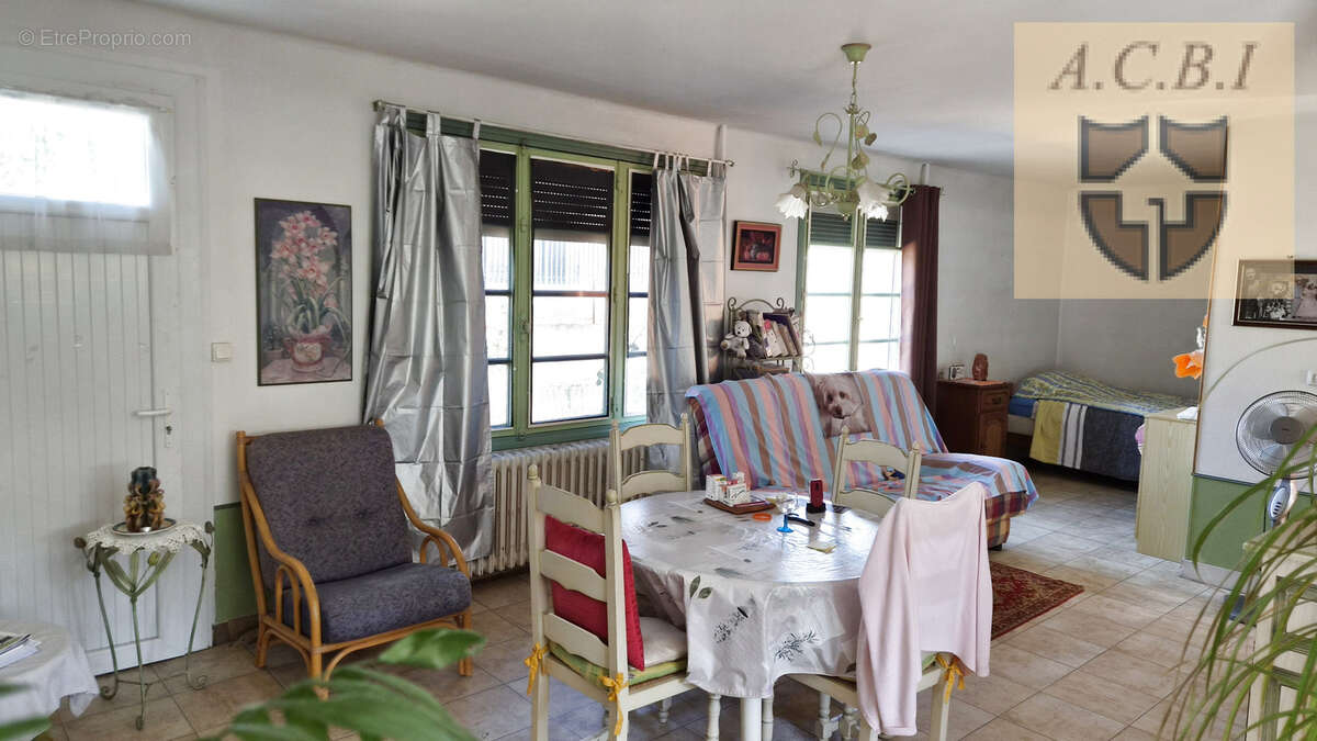 Maison de plain-pied avec dépendances et terrain de 468 m2   Secteur Fréteval - photo 7