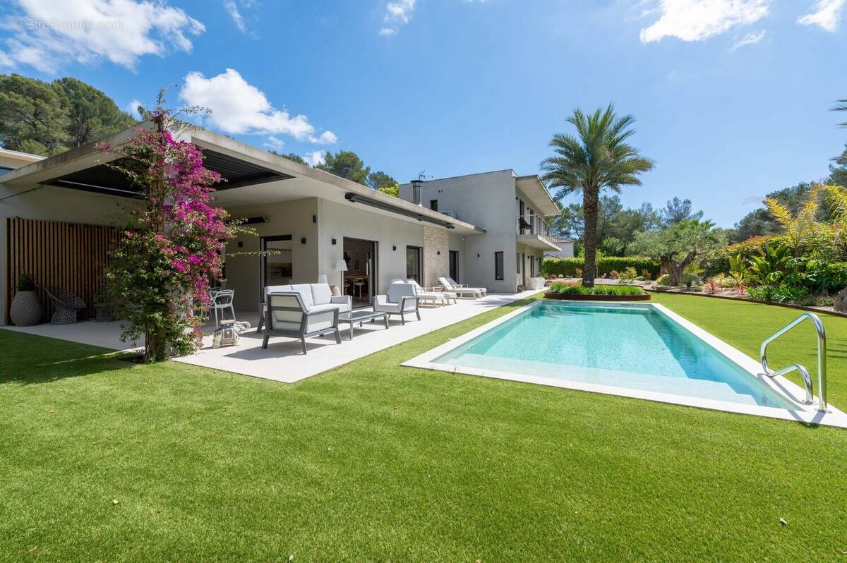 Maison à MOUGINS