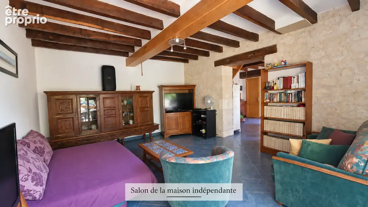 Propriété de caractère   3 habitations, dépendances et installations équestres - photo 9