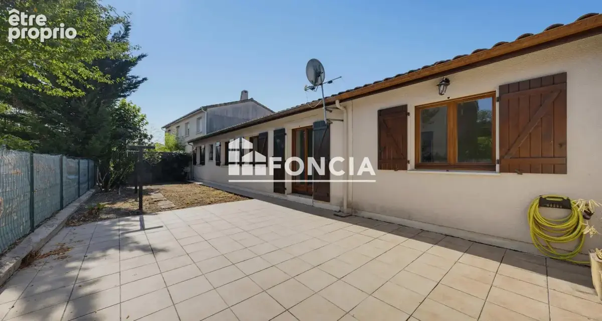 Maison type 6 plain pied garage jardin calme - photo 3