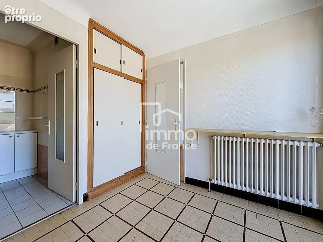 Appartement Oyonnax 2 pièce(s) 39.6 m2 - photo 5
