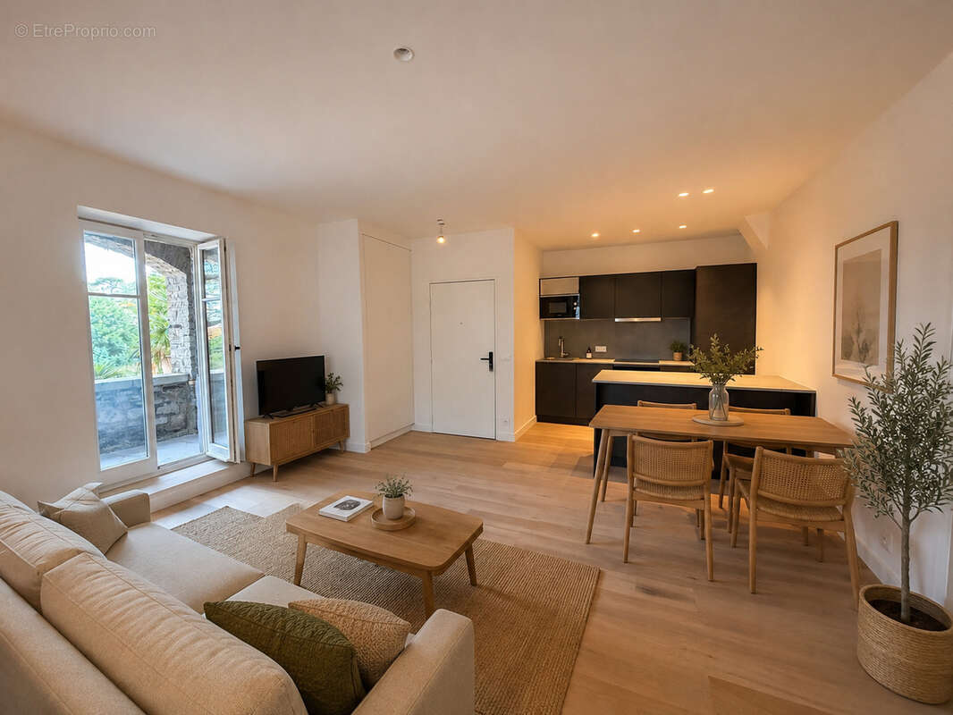 BIARRITZ le charme de l'ancien rénové pour ce 3 pièces de 62 m2 - photo 5