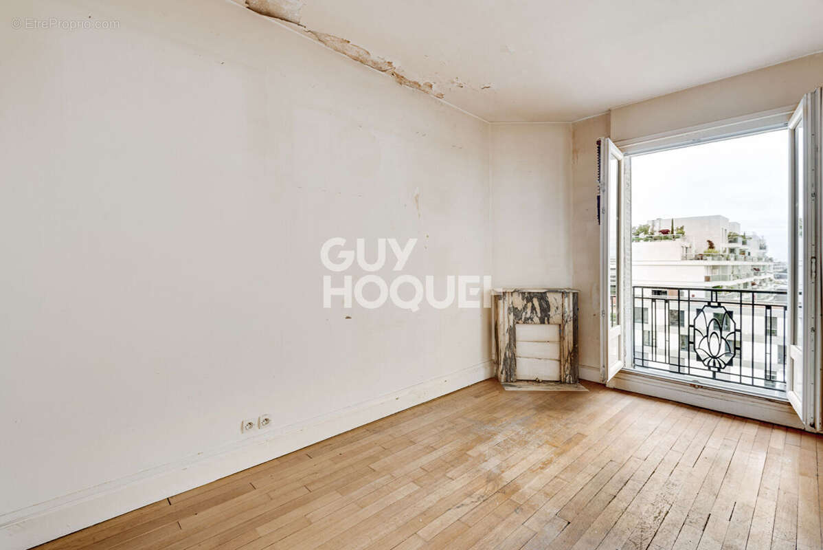 Appartement à PARIS-15E