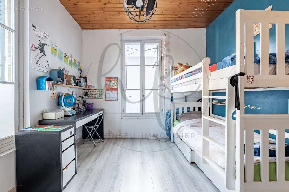 Appartement à COLOMBES