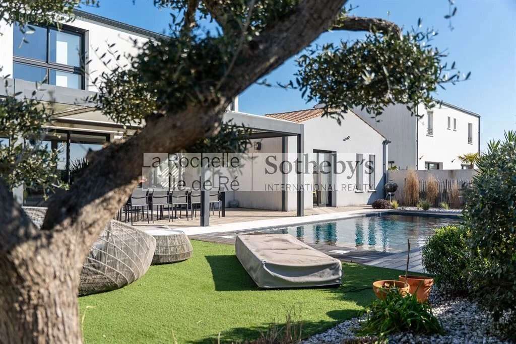 Maison à SAINT-ROGATIEN