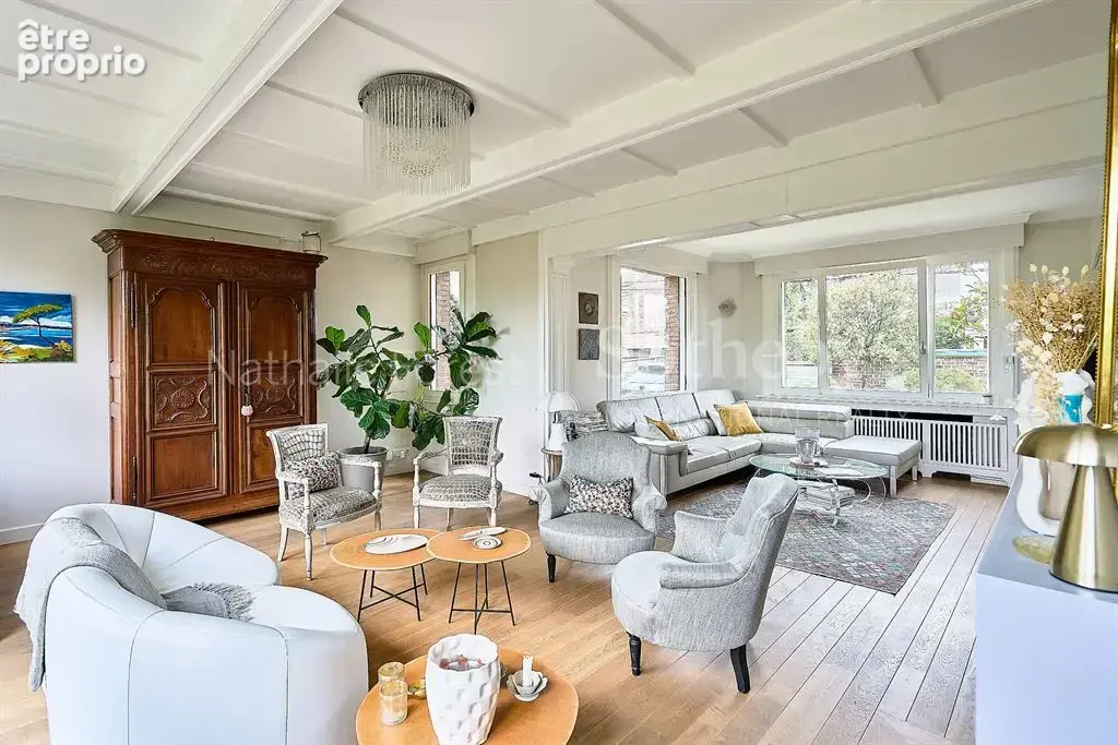Maison familiale de charme  -  secteur prisé et recherché - photo 2