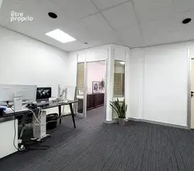 Bureaux 121.15m2 avec place de parking résidence Saint Sébas - photo 3