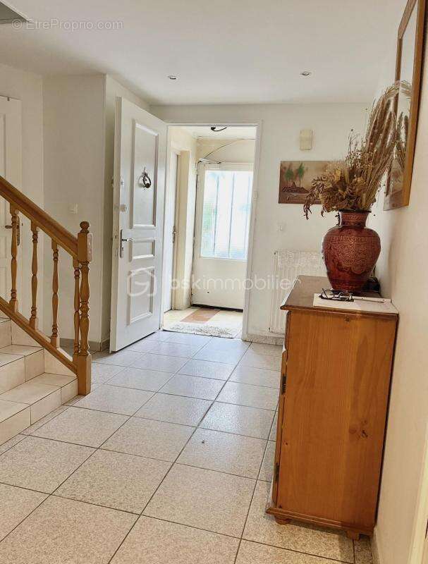 Maison à ROISSY-EN-BRIE