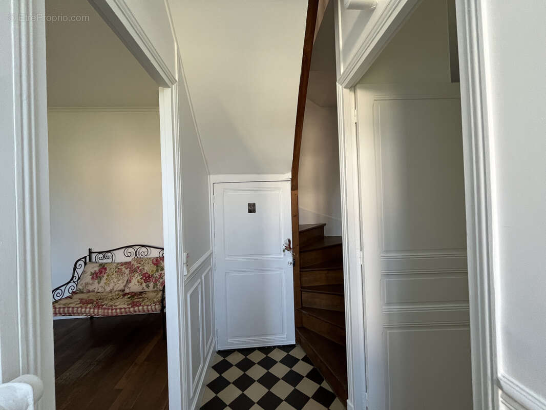 Maison à MALESHERBES