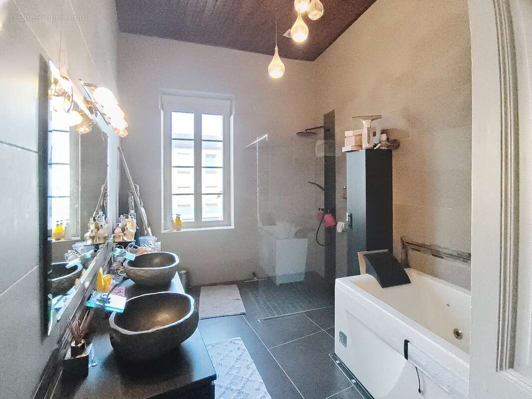 Maison à L&#039;ISLE-JOURDAIN