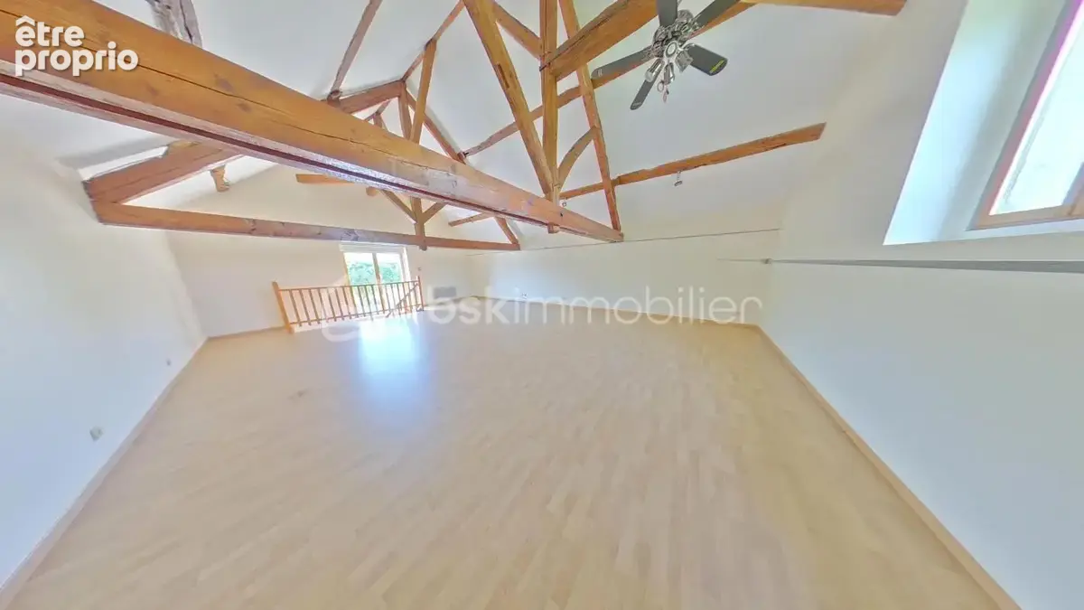 Bâtiment professionnel de 220 m² a finir d'aménager en salle de réception ou pour un commerce ou pour une entreprise soit a tran - photo 10