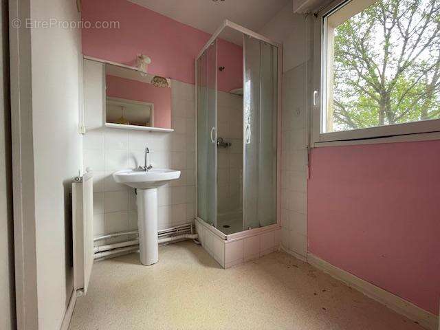   - Appartement à SAINT-ORENS-DE-GAMEVILLE
