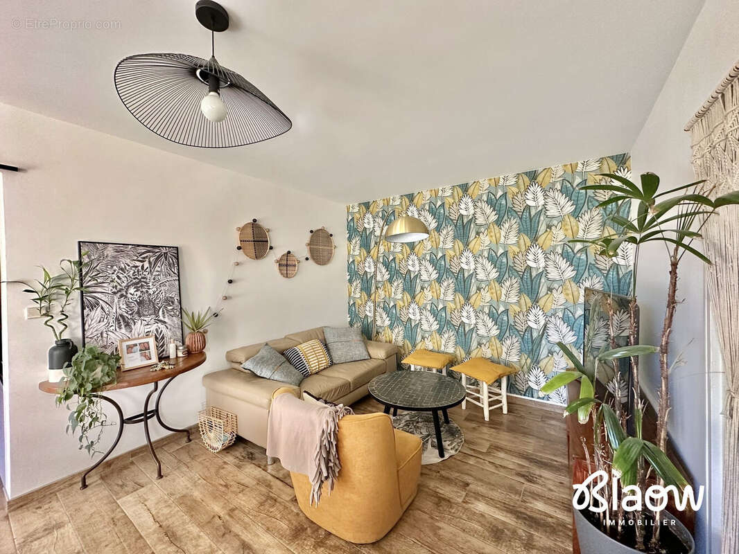 Appartement à DECINES-CHARPIEU