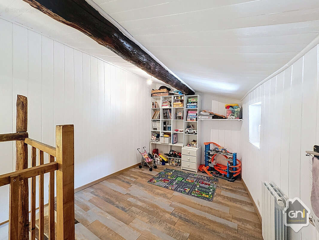 Maison de Village de Type 4 avec garage. - photo 8