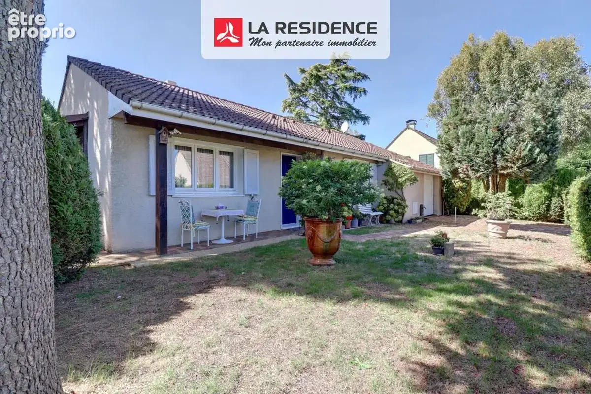 Maison 5 pièces 105 m² à vendre à Saint-Germain-De-La-Grange (78640) - photo 8