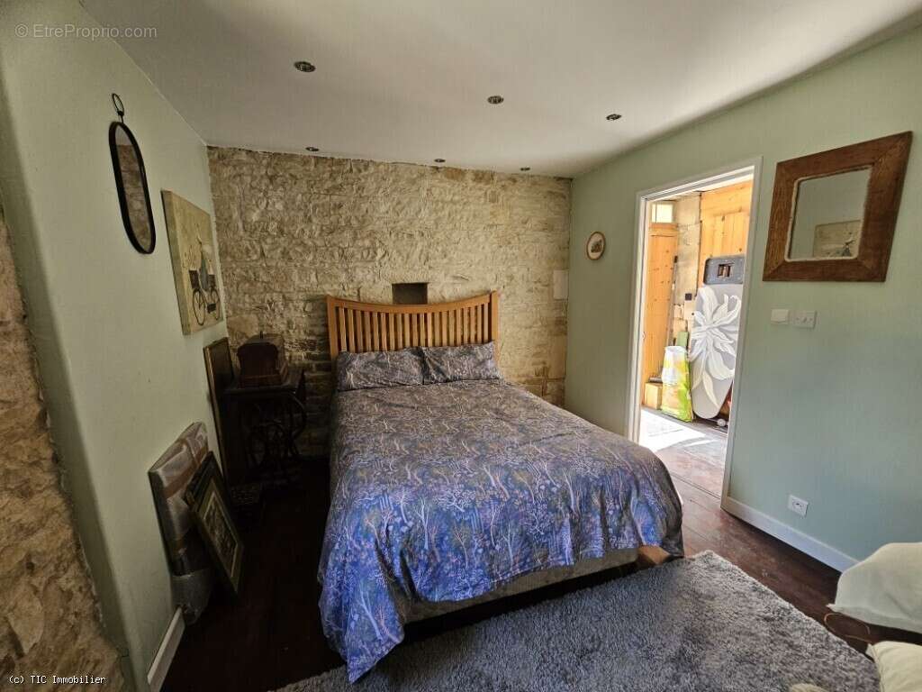 Maison à VILLEFAGNAN