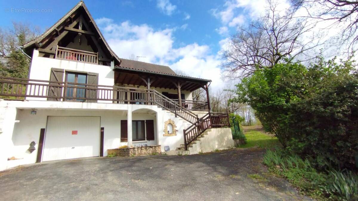 Maison à LES FARGES